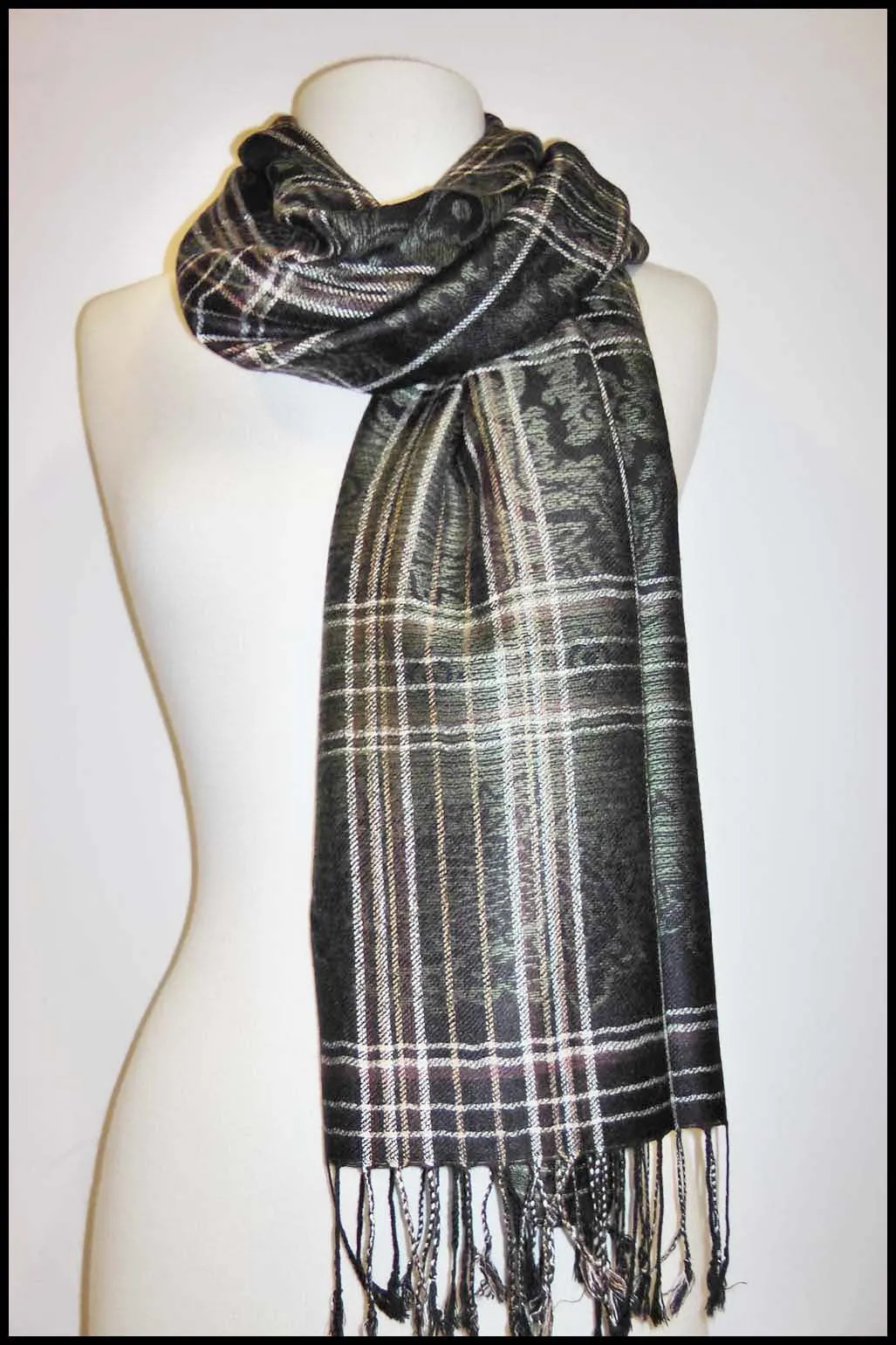 Pashmina Scarf in Plaid